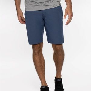 Travis Mathew BECK SHORT in Vintage Indigo